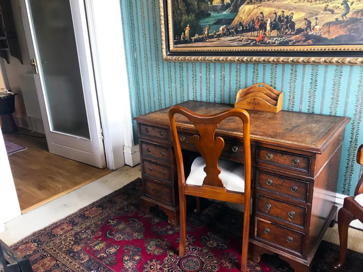 Grand Top Floor Apartment In The Royal Bank House Maybole Eksteriør bilde